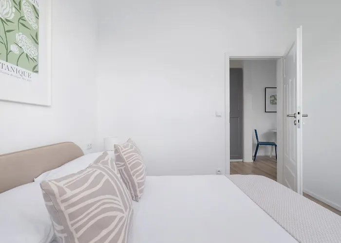 2 Bedroom Apartment - Długa 65